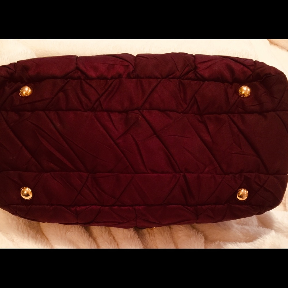PRADA BURGUNDY HANDBAG WITH GOLD ACCENT - Picture 7 of 8